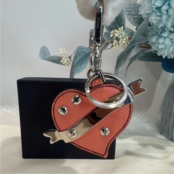 PRADA Saffiano Trick Heart Bag Charm - Picture 5 of 16